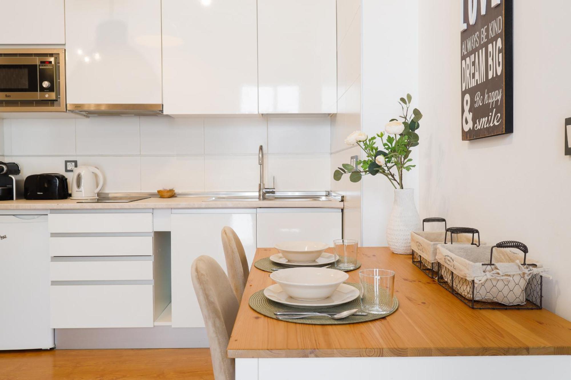 C15 - Charming Modern Studio In The Centre مالقة المظهر الخارجي الصورة